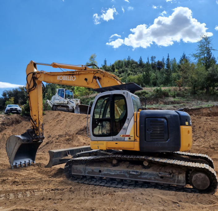 Excavadora, cargadora.